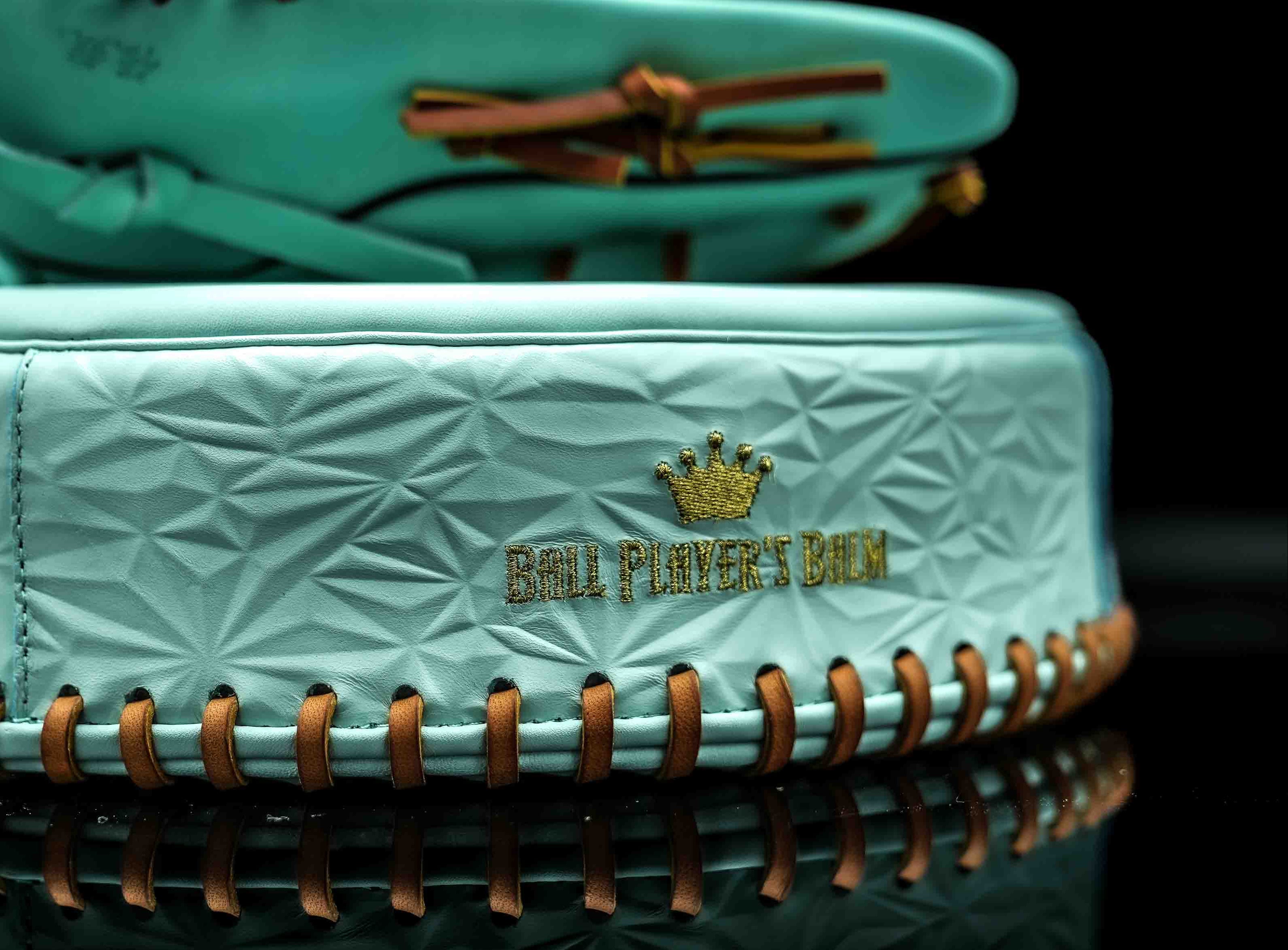 mint pounding pad with mint glove